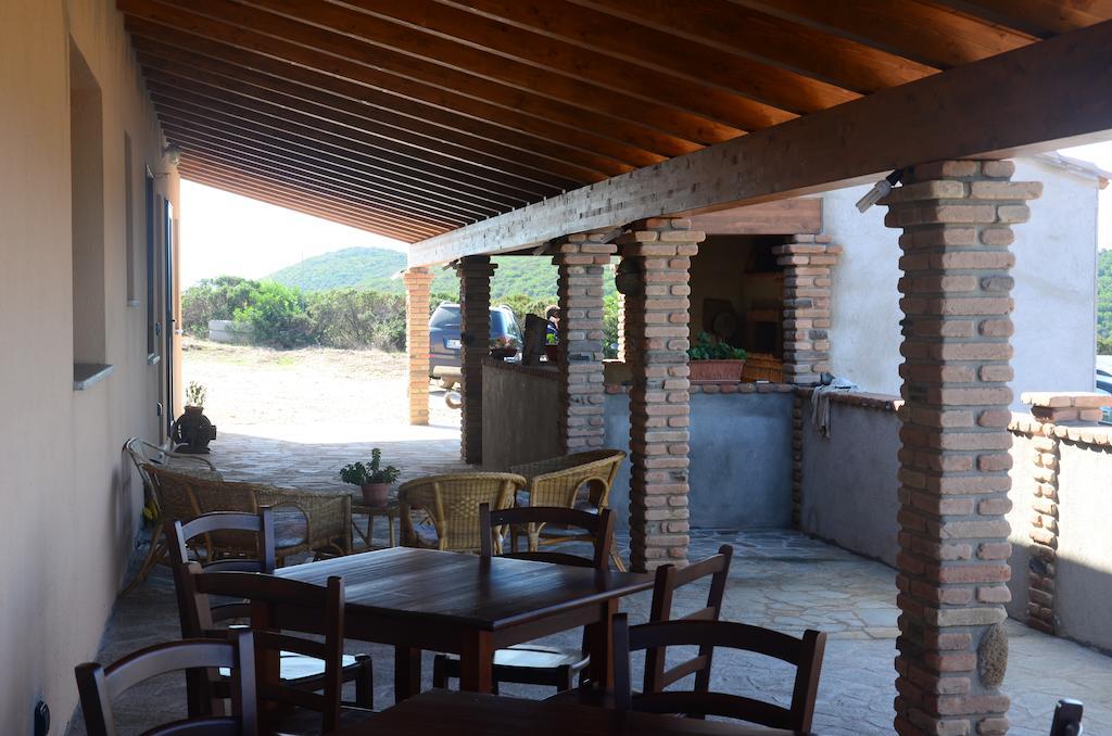 Agriturismo Costa Verde Арбус Экстерьер фото