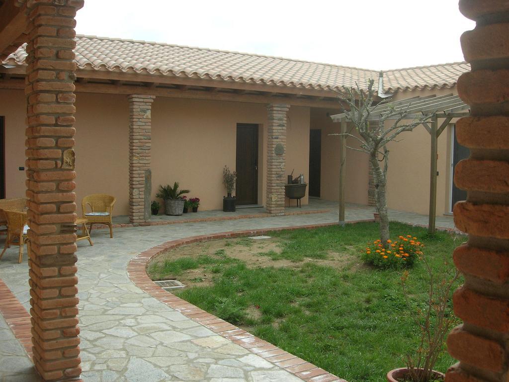 Agriturismo Costa Verde Арбус Экстерьер фото