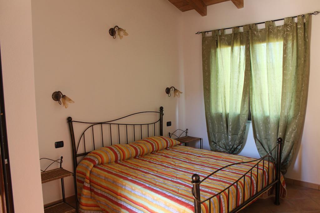 Agriturismo Costa Verde Арбус Экстерьер фото